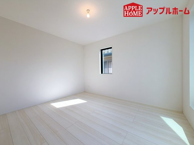 さいたま市見沼区蓮沼9期の洋室|居室は全室収納あり！たっぷりある収納活用でお部屋もキレイを保てます♪