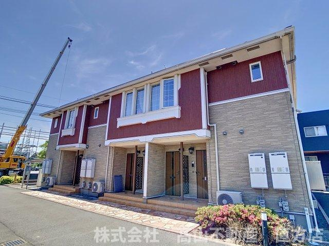 直方市大字感田のアパート