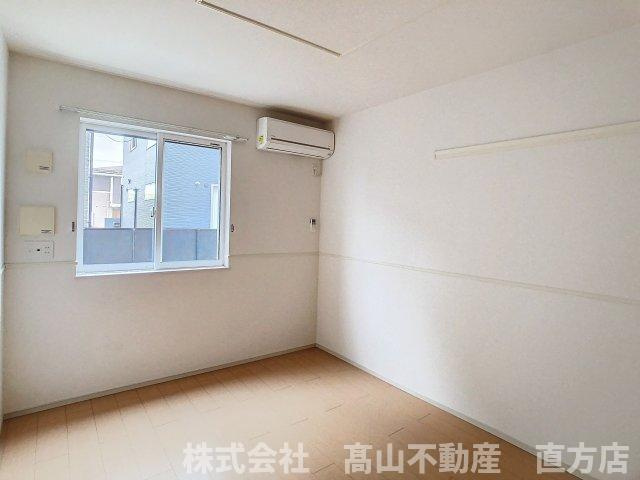 直方市大字感田のアパートの寝室
