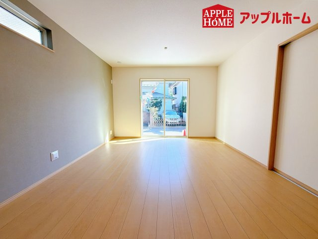さいたま市西区三橋6丁目の浴室|賃貸にはない、1坪タイプのバスルーム。ゆったり足が伸ばせるので、毎日の疲れを癒やすバスタイムを実現。ご家族みんなでも入れますね♪浴室換気乾燥暖房機付きで浴室内干しも可能！