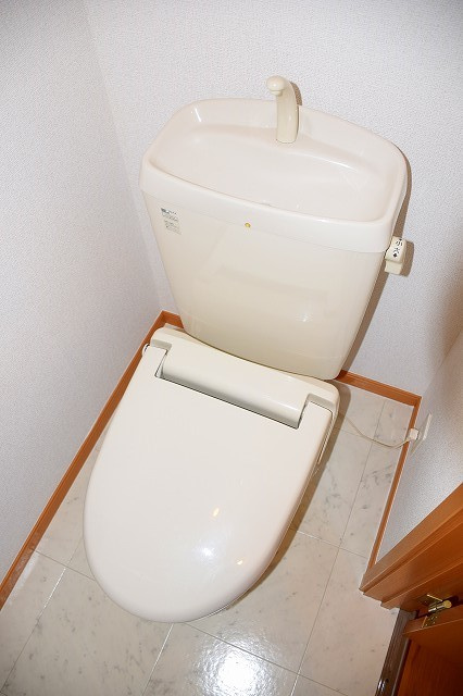 ファミールおおねのトイレ