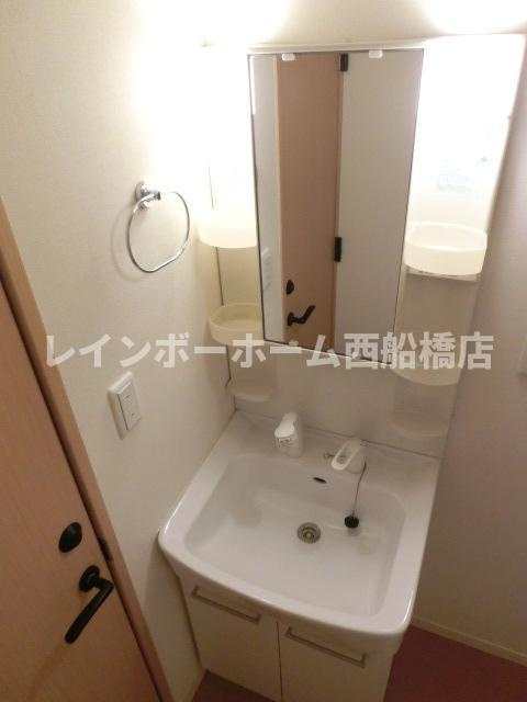 ル・レープの独立洗面台