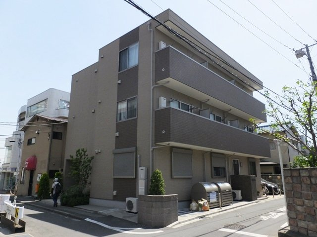 エントラーダ狛江の外観