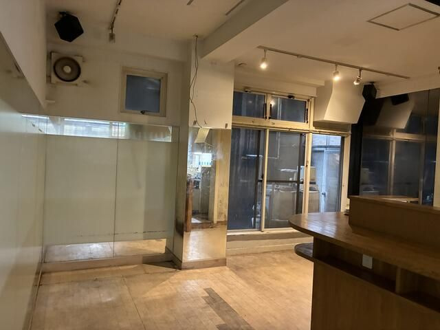 新宿区百人町１丁目の店舗事務所の内装