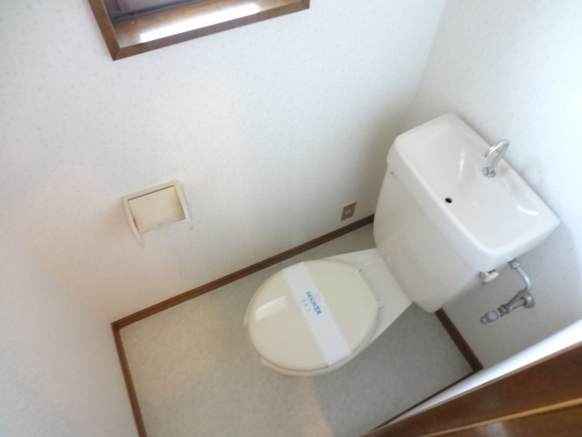 厚木市温水のアパートのトイレ