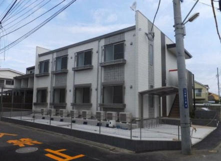 市川市平田１丁目のアパートの外観