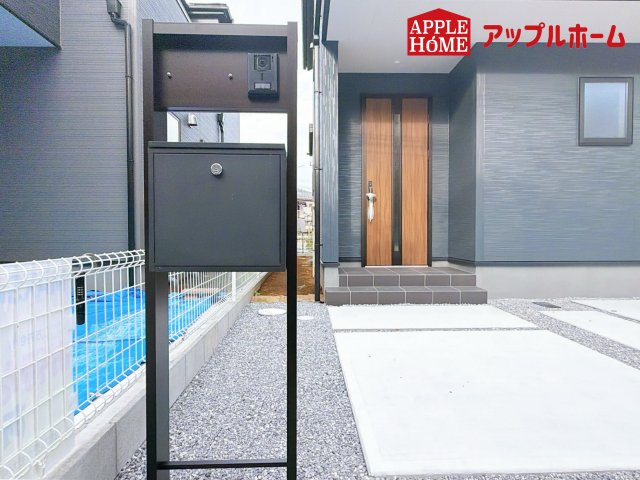 上尾市瓦葺の外観|資料請求、お電話でのお問合せ、いつでも丁寧に対応させていただきます！不動産業界のプロフェッショナルが集う弊社にぜひ一度ご相談ください！