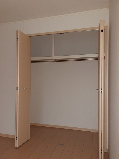 フレール与野本町六番館の収納