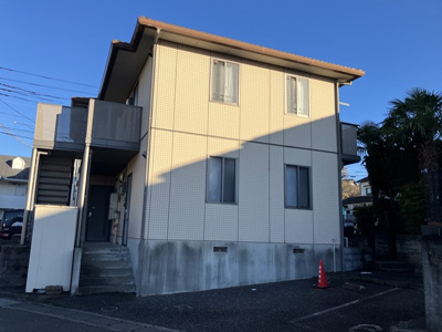 【その他共用部分】 | ヴィラコート | 共用廊下は雨に濡れずにお部屋に入ることができ、荷物が多い日も便利ですね☆