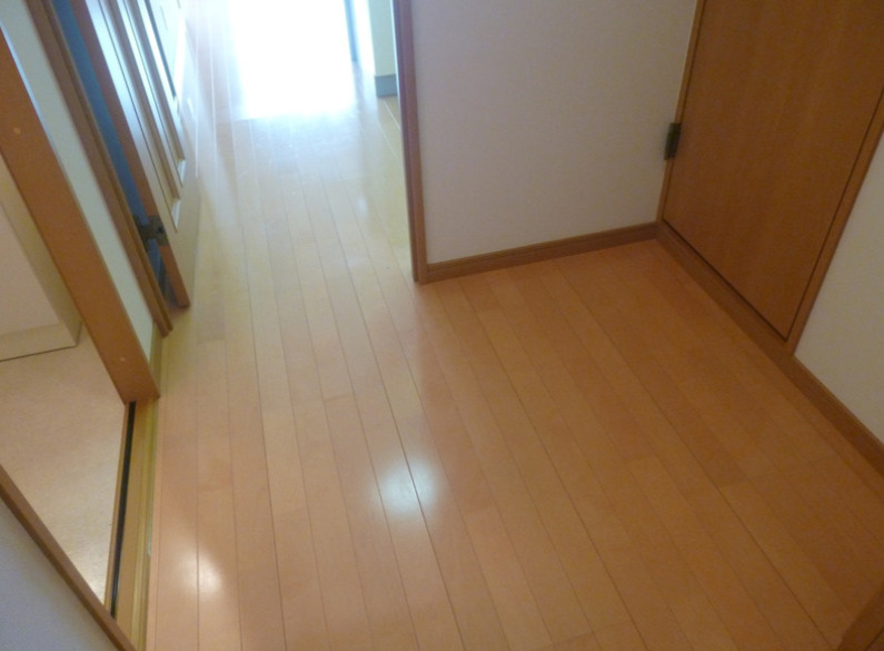 グランメゾン純の玄関|シンプルで使いやすい玄関です
