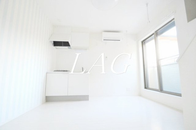 【居間・リビング】 | グリシーヌ岩槻本町 | 洋室のお部屋です。