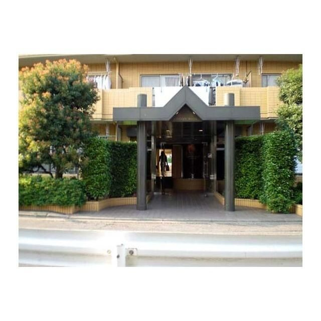 ライブオン和田のエントランス