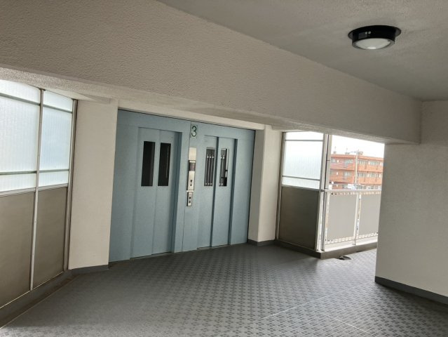 小手指ハイツF棟のその他共用部分|3階