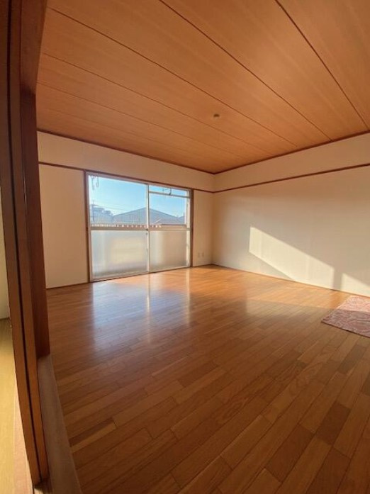 第2村田ハイツ【キャッシュバック対象物件】の洋室|落ち着いた雰囲気の和室付きです