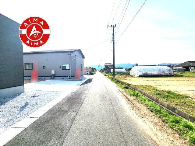 福岡市南区三宅2丁目第3-1棟（1号棟）の前面道路含む現地写真|前面道路です。