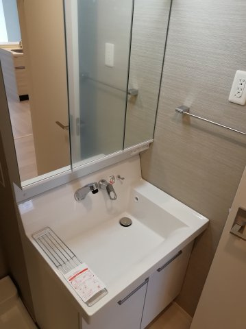 エルシノア住吉の洗面所|※同建物別部屋参考写真