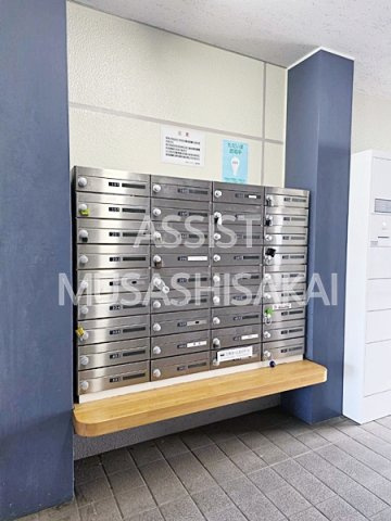 コーポレート東小金井のエントランス