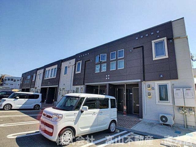 直方市大字感田のアパート