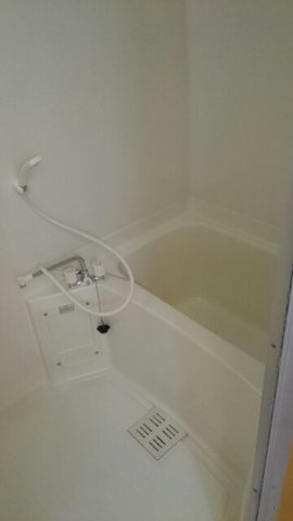 グリーンキャッスルの浴室|お風呂で日々の疲れを落としましょう
