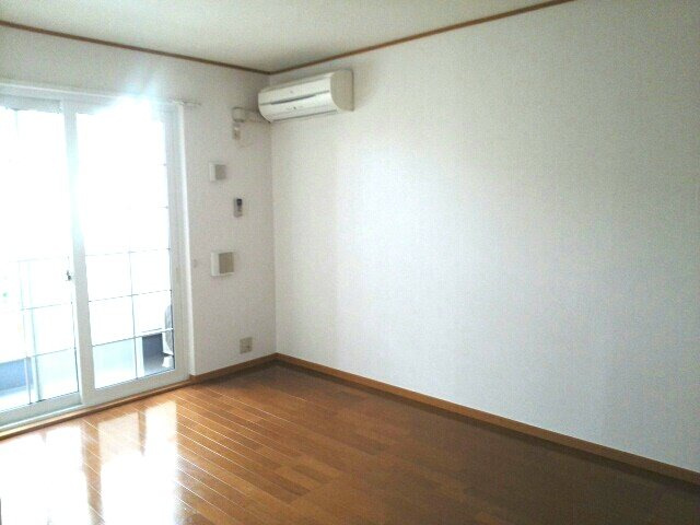 【居間・リビング】 | ノルテ　フロレスタⅠ | こちらの居間で趣味の時間をお楽しみください