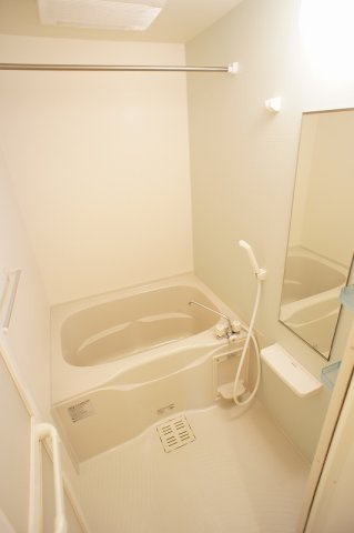 セントラルパーク　ウッズの浴室|コンパクトで使いやすいお風呂です