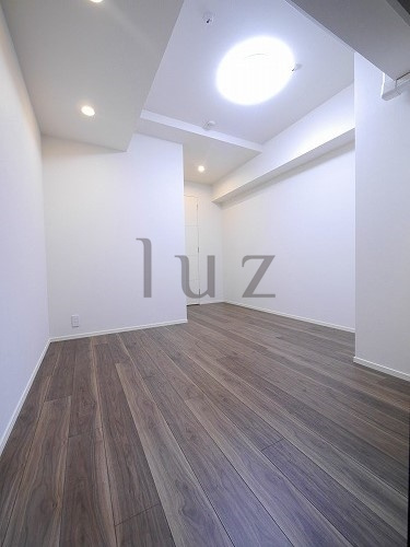 セジョリ川崎の寝室|明るいフローリングのお部屋です！