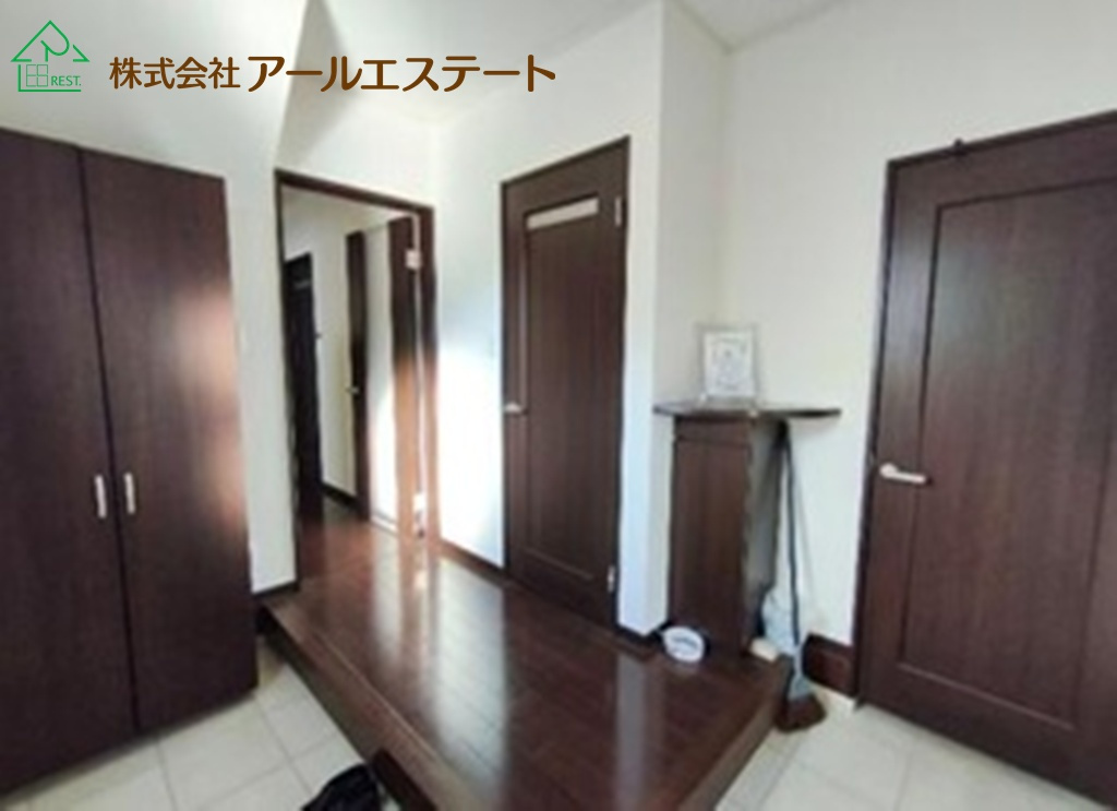姫路市上大野6丁目　　　中古戸建の玄関
