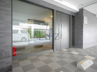 マノアール蘭のエントランス