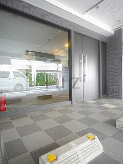 マノアール蘭のエントランス