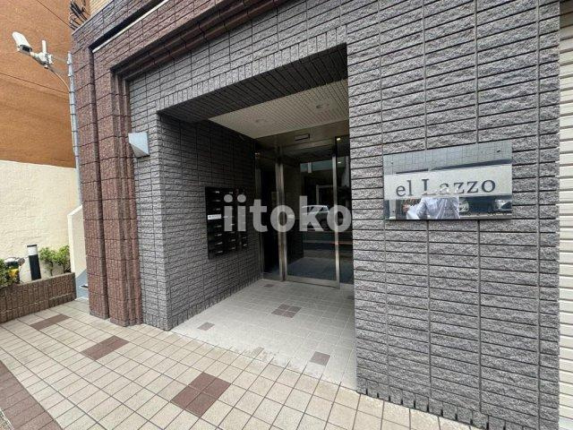 エルラッソ入谷のエントランス