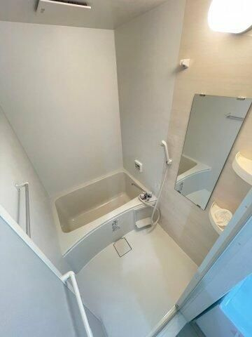 Ａｐａｒｔｍｅｎｔ　Ｎａｒｉｔａ　Ⅰの浴室