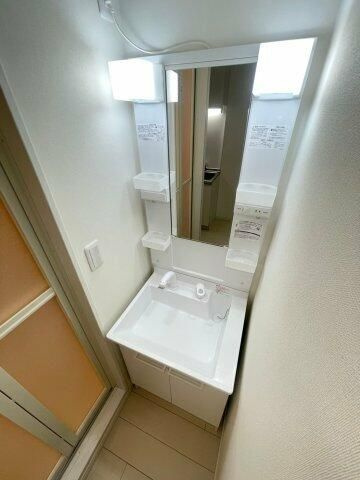 Ａｐａｒｔｍｅｎｔ　Ｎａｒｉｔａ　Ⅰの独立洗面台