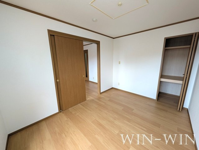 サンヒルズ西町Ⅰの寝室