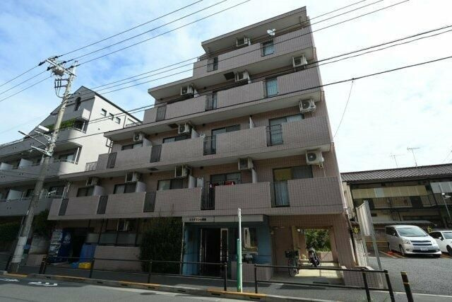 エミグラント成増の外観