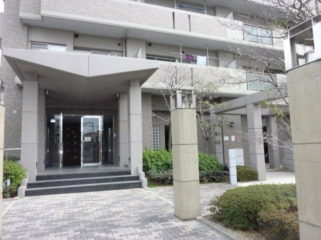 【エントランス】