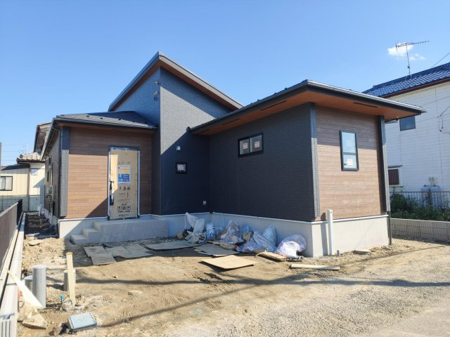 深谷市西島　人気の平家‼　土地広々64坪超‼の前面道路含む現地写真