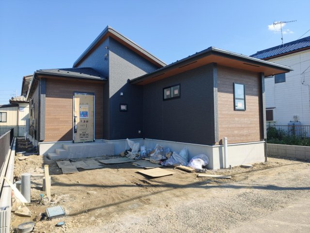 深谷市西島　人気の平家‼　土地広々64坪超‼の外観