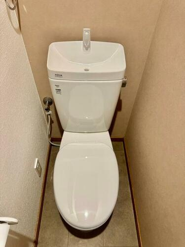 佐太東町2丁目　中古一戸建ての内装|トイレ　2ヶ所
■物件内覧・資金計画相談・住宅ローン相談、リフォーム相談、お問合せ受付中■
※当日・翌日のご内覧、ご相談はお電話でのお問合せがスムーズです！