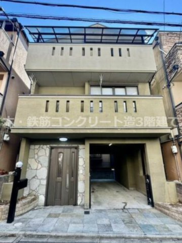 佐太東町2丁目　中古一戸建ての構造・工法・仕様|木・鉄筋コンクリート造3階建て
■物件内覧・資金計画相談・住宅ローン相談、リフォーム相談、お問合せ受付中■
※当日・翌日のご内覧、ご相談はお電話でのお問合せがスムーズです！
