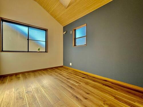 佐太東町2丁目　中古一戸建ての子供部屋|洋室6.0帖
■物件内覧・資金計画相談・住宅ローン相談、リフォーム相談、お問合せ受付中■
※当日・翌日のご内覧、ご相談はお電話でのお問合せがスムーズです！
