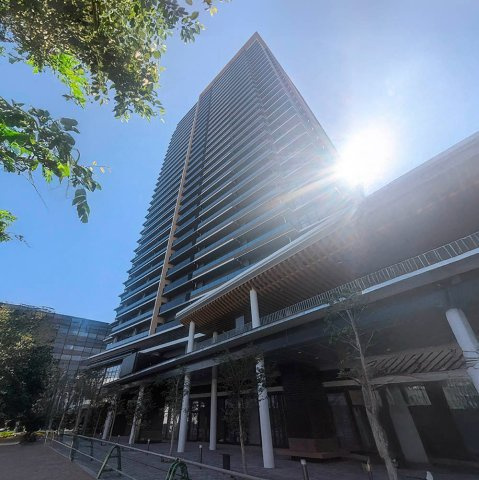 プラウドタワー岡山の外観