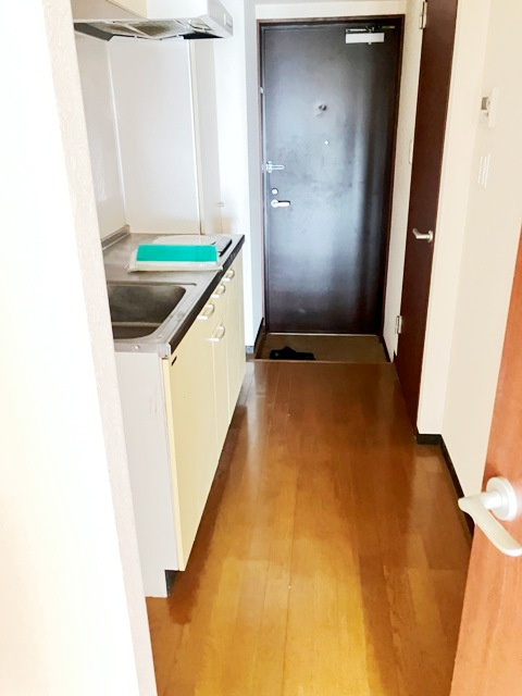 アクエリアス三軒茶屋の玄関