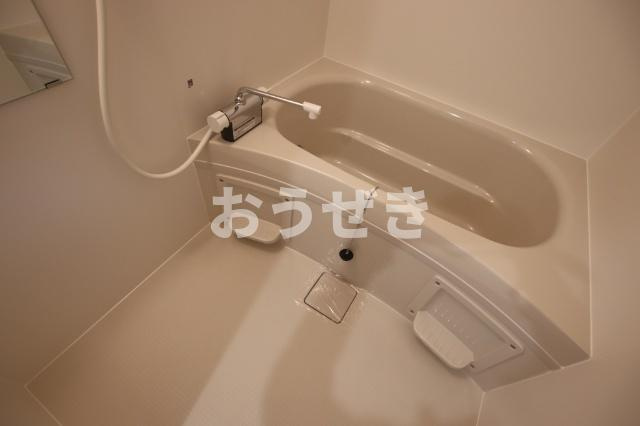 光１０．マンションの浴室