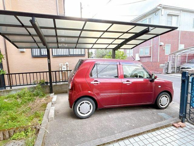 【駐車場】