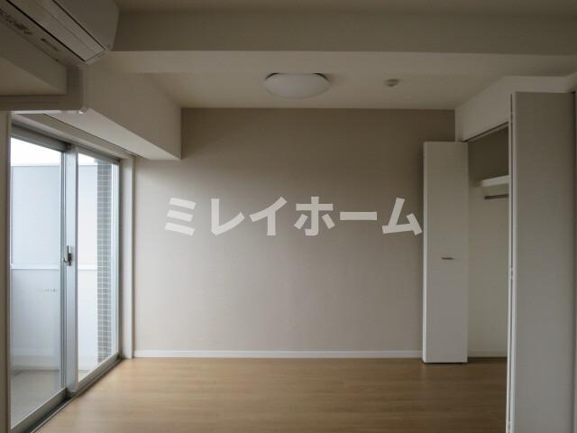プライマル品川大森海岸の居間・リビング|同建物内、別のお部屋の参考写真になります。