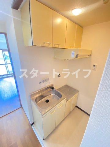 大阪市淀川区新高５丁目の賃貸マンションのキッチン