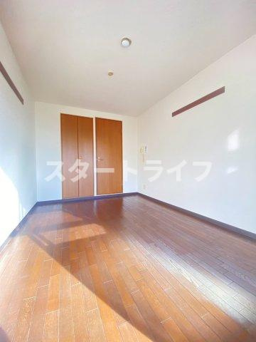大阪市淀川区新高５丁目の賃貸マンションの寝室