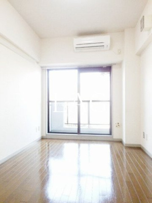 【居間・リビング】 | シティ東十条 | 洋室のお部屋です。