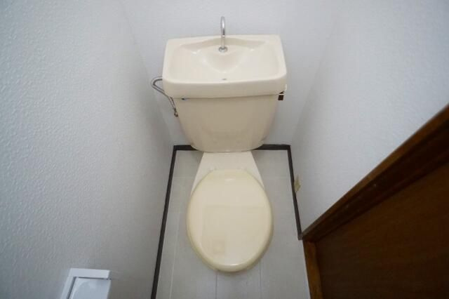 キャトルセゾンさがみＢのトイレ