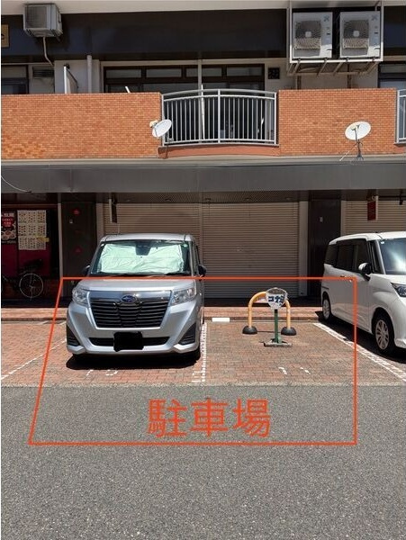 シティコーポ尾頭橋1号館の駐車場